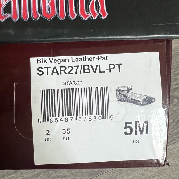 Demonia star-27 ankle strap flat with studded bow and scalloped detail. Size 5 - Picture 11 of 11